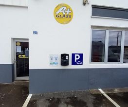 A+Glass image 2