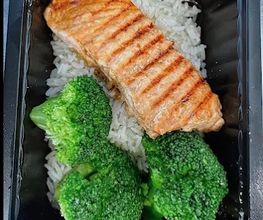 gustohealthyfoodcooked2.jpg