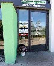 Kfz-Technik Stumpf GmbH - unser Eingangsbereich "Herzlich Willkommen"