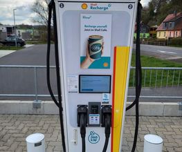 Shell Recharge Charging Station Bild 1