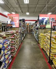 Product Shot: Chicken/Animal Feed