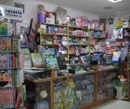 libreria-albaladejo-libros-02.jpg