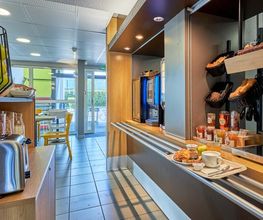 B&B HOTEL Caen Sud image 12
