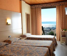 hotel-grecs-habitacion-03.jpg
