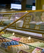 Ladurée Roissy Gare TGV image 2