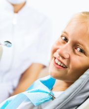 Zahnarztpraxis Dr.med.J.P.Röthlisberger, Behandlung von Kindern,