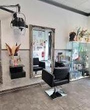 Salon 45° Grad Bild 7