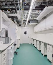 Labor mit Wägeplätzen