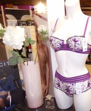 DIVINE LINGERIE image 1