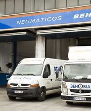 Euromaster Neumáticos y Servicios Behobia imagen 9