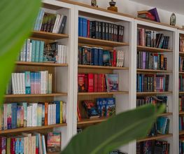 Cozy Place | books & coffee Bild 6
