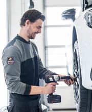 Super Dæk Service (SDS) & Bosch Car Service - Skovlunde billede 2