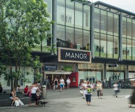 MANOR Baden Bild 1