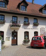 Aussenansicht der Schloß-Apotheke