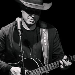 Robert Weston  Country Music Singer-Songwriter
