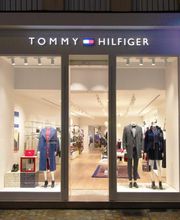 Tommy Hilfiger image 1
