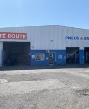 Côté Route Servian by First Stop