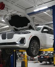 BMW of Farmington Hills - Service & Parts image 2