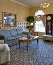 Teal Lake Senior Living image 4