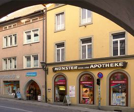 Aussenansicht der Münster-Apotheke