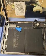 uBreakiFix - Phone and Computer Repair image 10