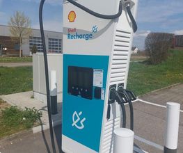 Shell Recharge Charging Station Bild 1