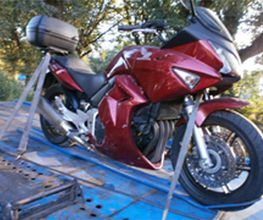 gruas-vilela-levantamiento-motos-02.jpg