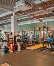 Basic-Fit 24/7 image 1