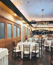 Pane Vino on the Avenue image 2