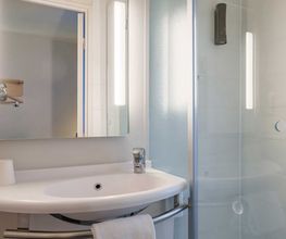 B&B HOTEL Troyes Centre image 6