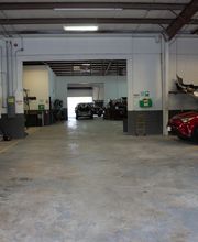 Wide Shot of Body Repair Area