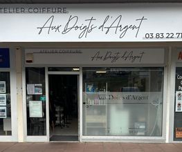 Aux Doigts d'Argent image 1