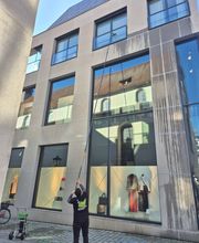 Glasreinigung Fassadenreinigung.jpg