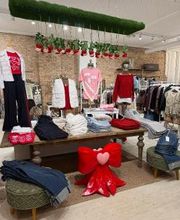 Mainstream Boutique Grand Blanc image 6