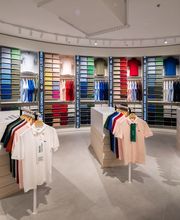 Lacoste Lyon Part Dieu image 4