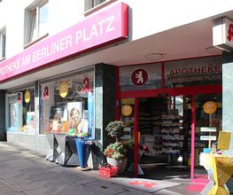 Aussenansicht der Apotheke am Berliner Platz