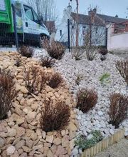 Daniel Moquet signe vos jardins - Ent. AJ Paysage image 5