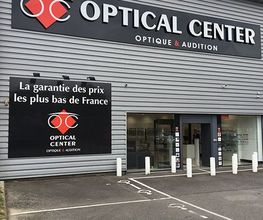 Opticien LAVAL Optical Center image 6