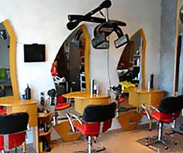 tonnys-hair-interior-02.jpg