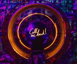 ROMY S. Nachtclub Club Party, Call me back-Schild