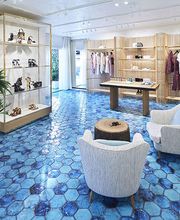 Louis Vuitton Porto Cervo immagine 11