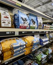 Product Shot: Pet Food/Supplies