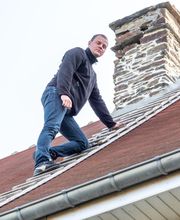 Lyaouanc Père et Fils image 14