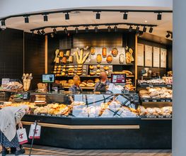 Junge Die Bäckerei. Bild 13