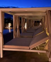 DOMAINE BLUE GARDEN image 2