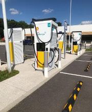 Shell Recharge Charging Station image 2