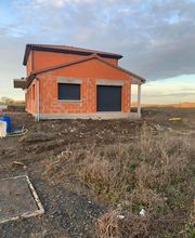 R Construction image 1