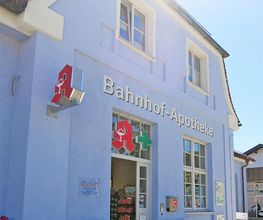 Aussenansicht der Bahnhof-Apotheke