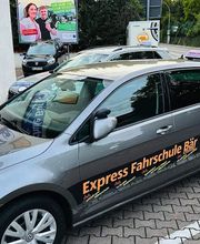 Fahrschulauto der Fahrschule Bär Markdorf - professionelle Führerscheinausbildung für PKW & Motorrad in der Bodensee-Region rund um Friedrichshafen.
