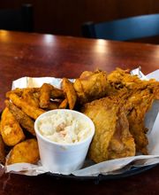 Boss' Pizza & Chicken image 5